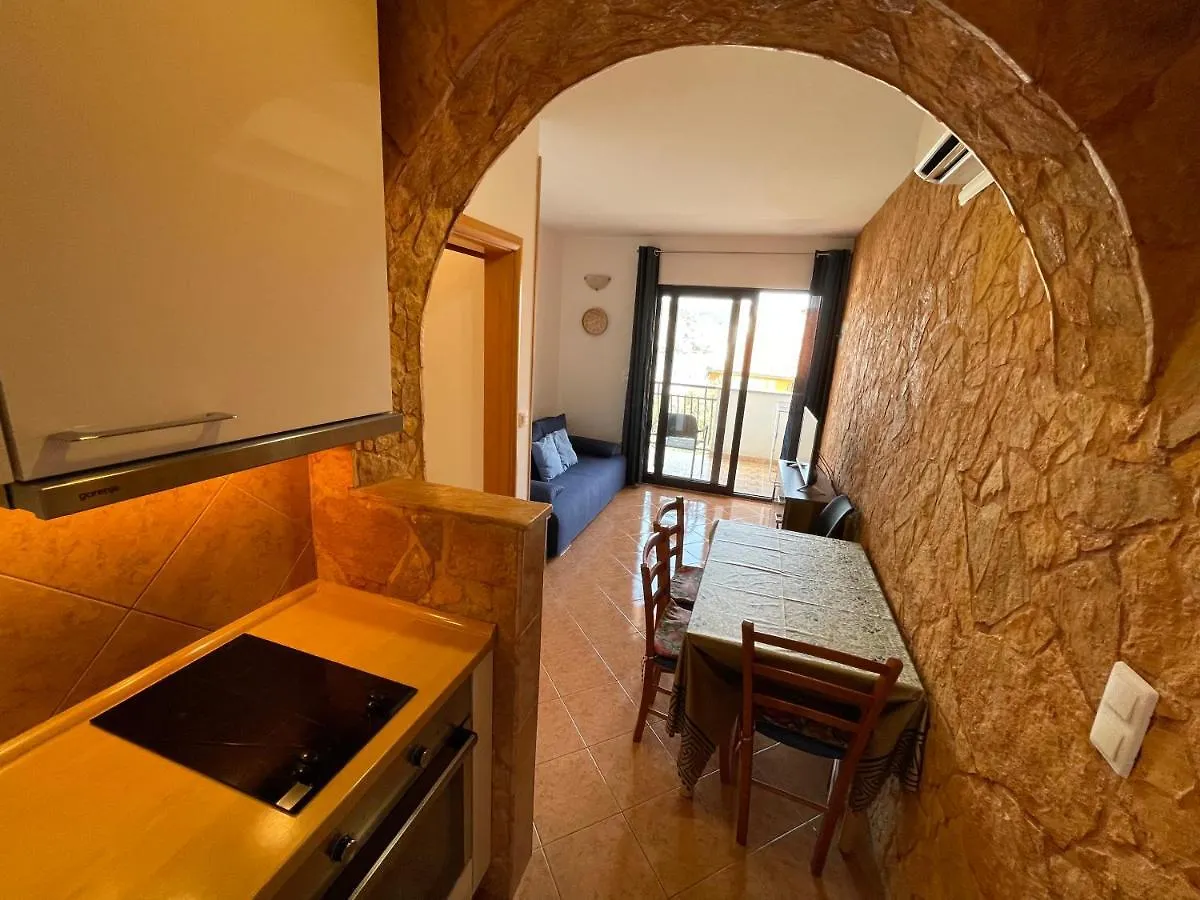 Apartment Jakasa Trogir